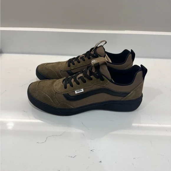 Vans Mid Brown Sneakers Sporty Cushioned Design. - Picture 4 of 9